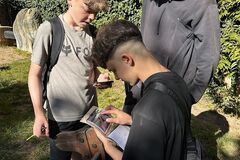 Devátá třída na šifrovací hře